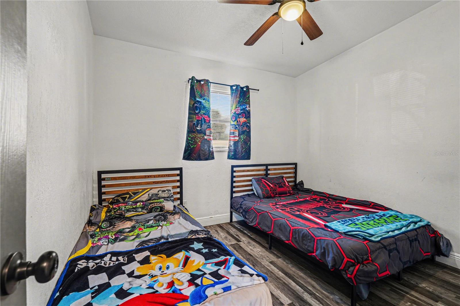 Image 12 of 19 For 4928 82nd Street