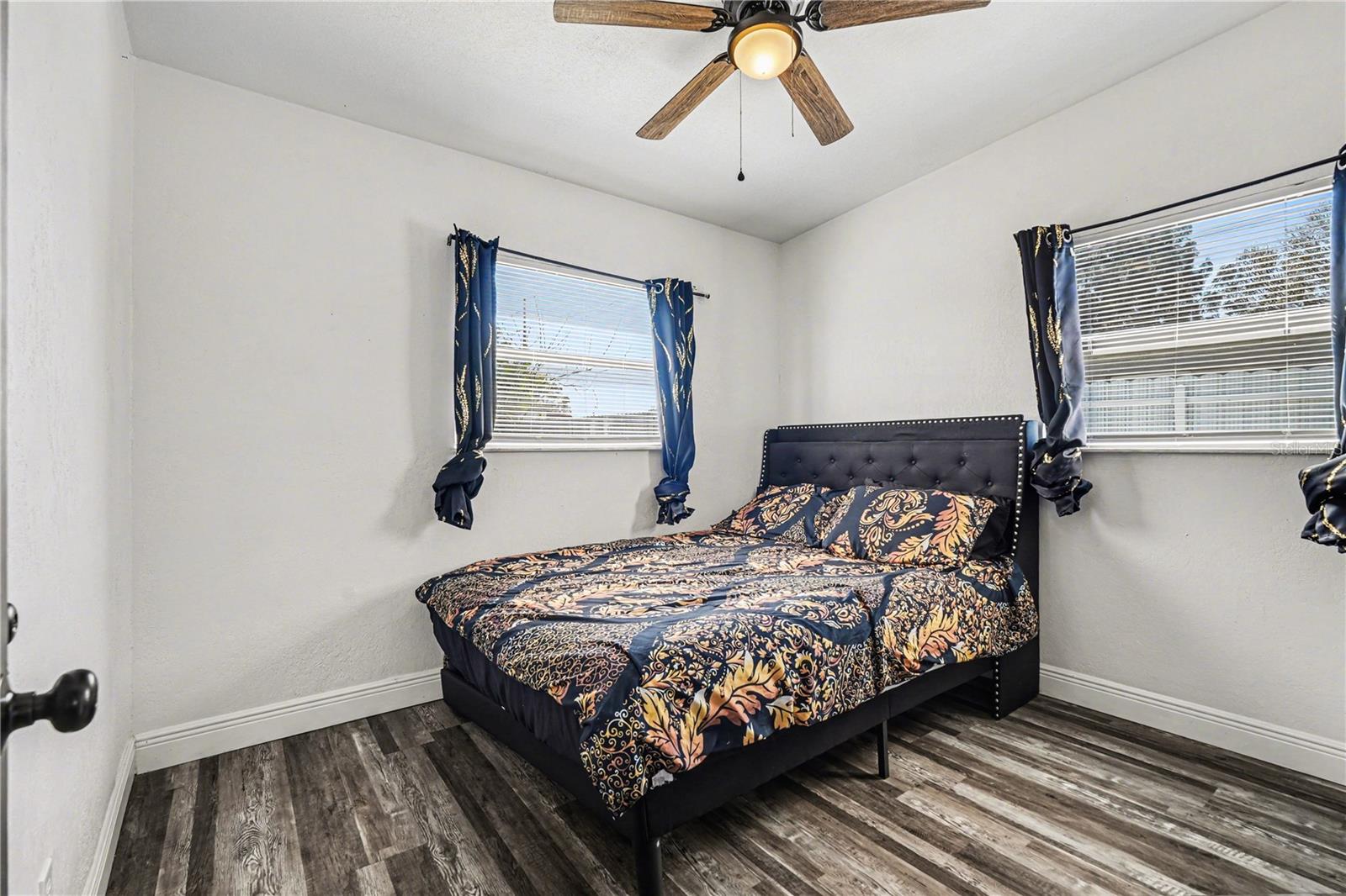 Image 8 of 19 For 4928 82nd Street