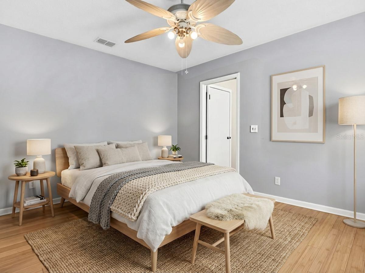 Image 19 of 58 For 2056 Red Cedar Lane E