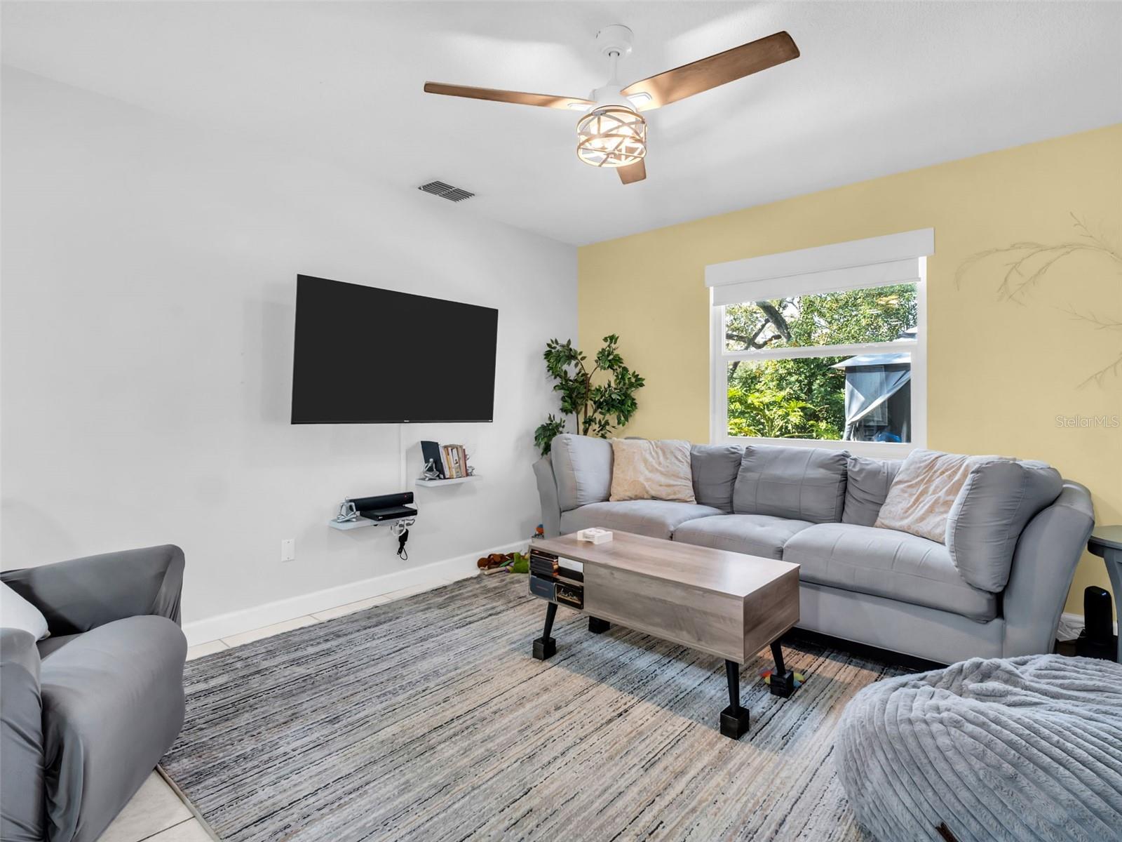 Image 27 of 58 For 2056 Red Cedar Lane E