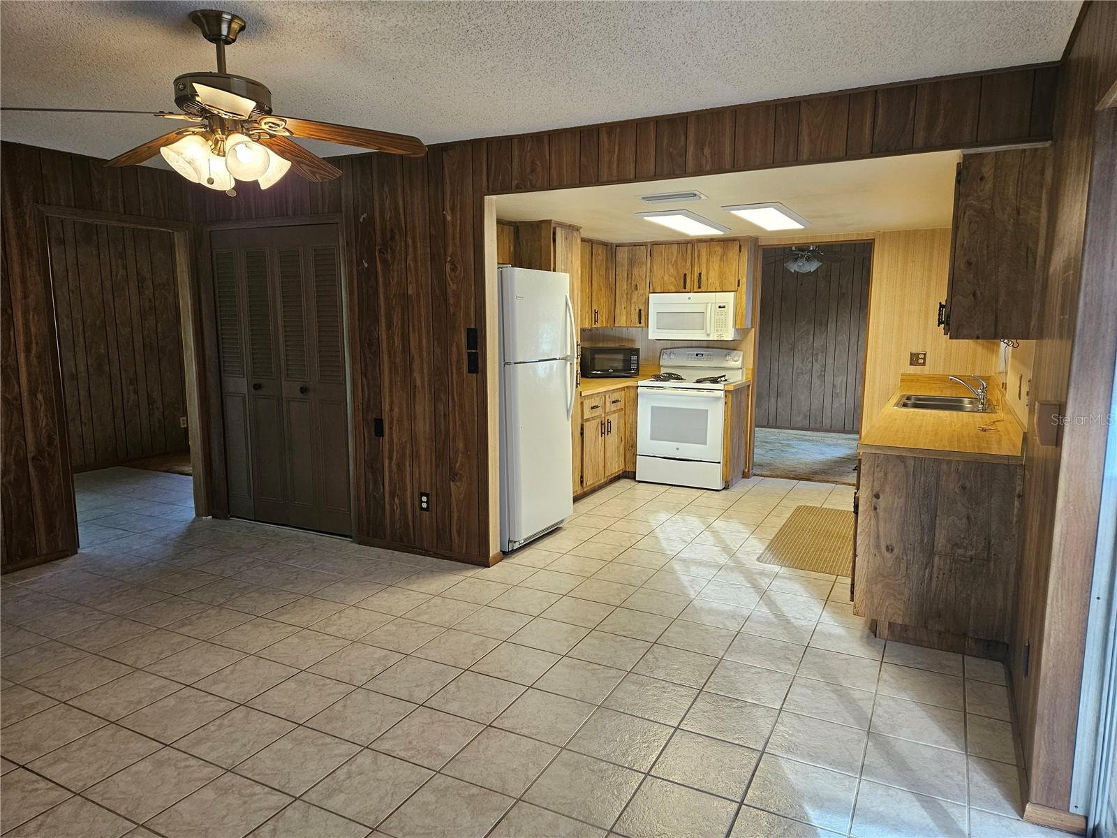 Image 10 of 39 For 10 Tern Place