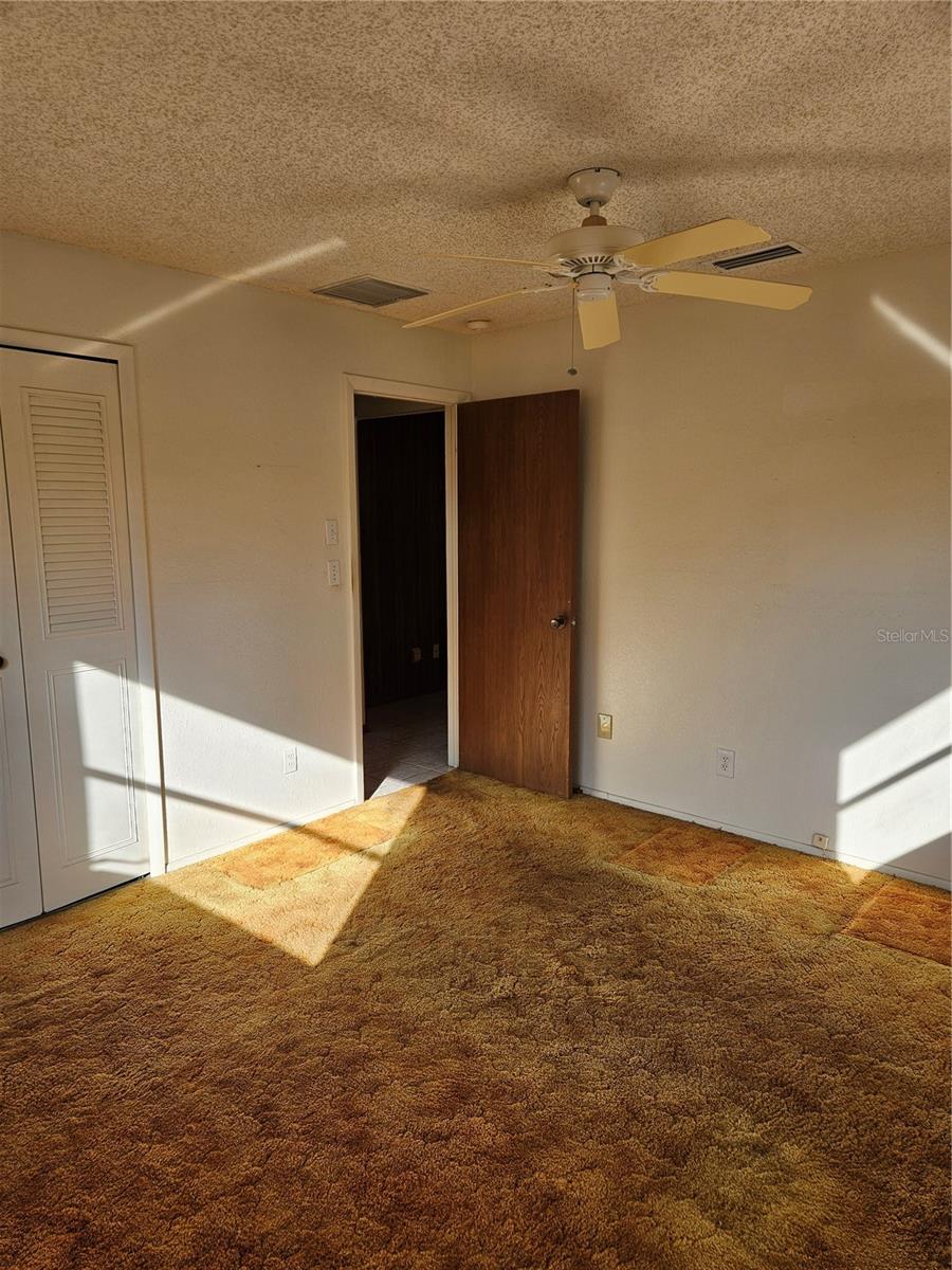 Image 19 of 39 For 10 Tern Place