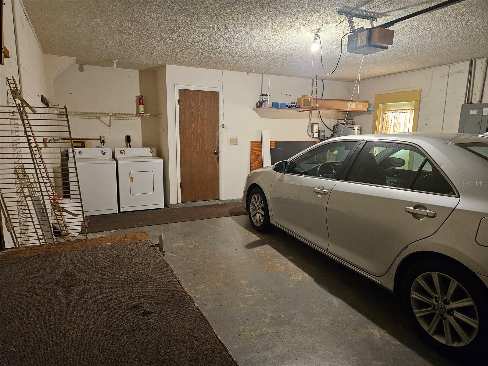 Image 21 of 39 For 10 Tern Place