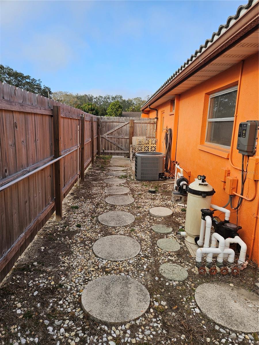 Image 36 of 39 For 10 Tern Place