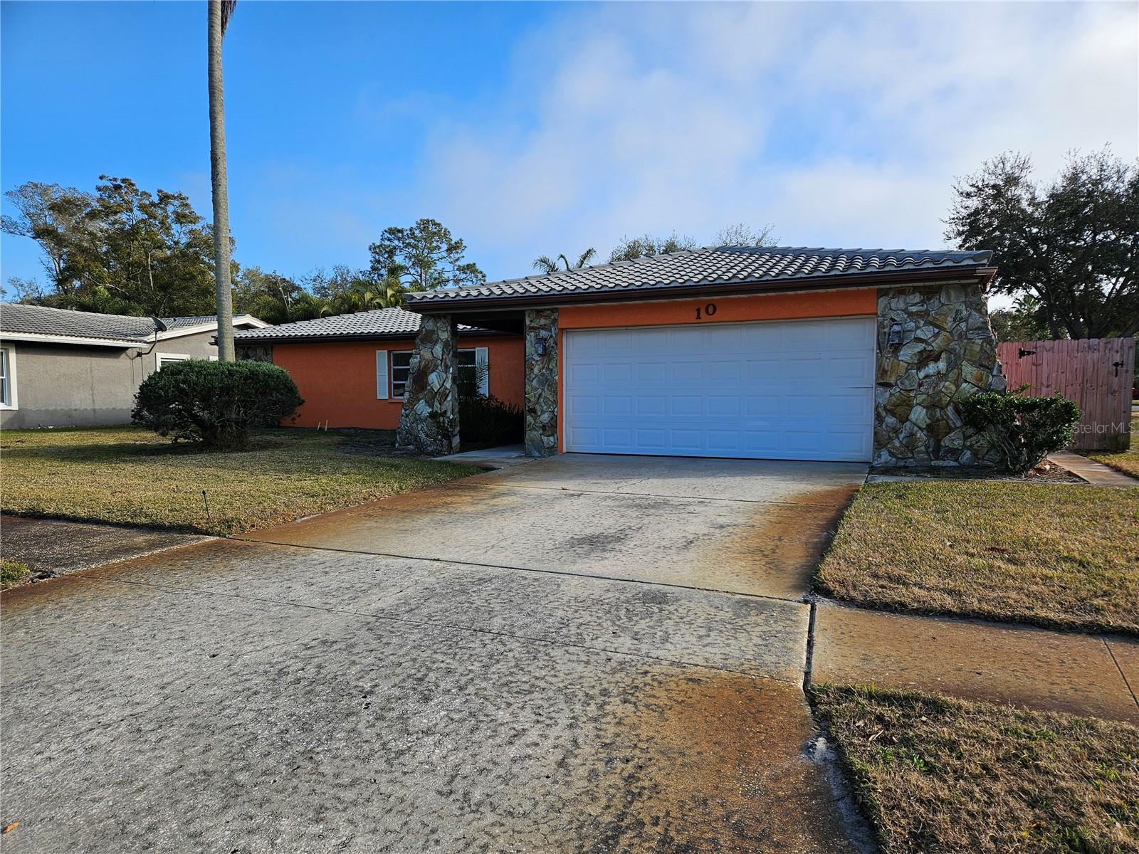 Image 4 of 39 For 10 Tern Place