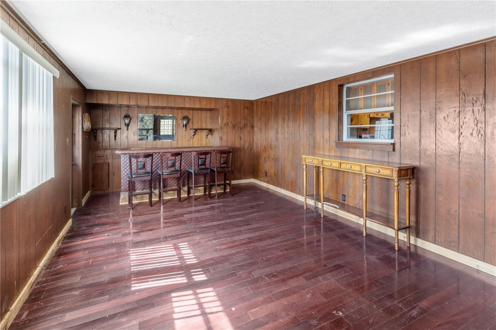 Image 12 of 33 For 310 Kenmore Road