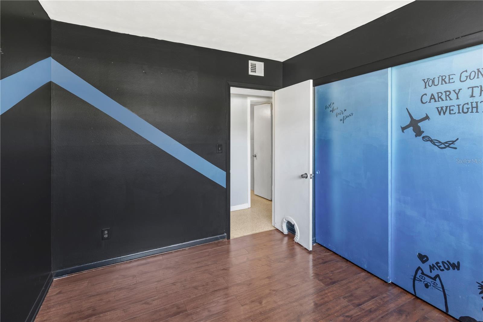 Image 17 of 33 For 310 Kenmore Road