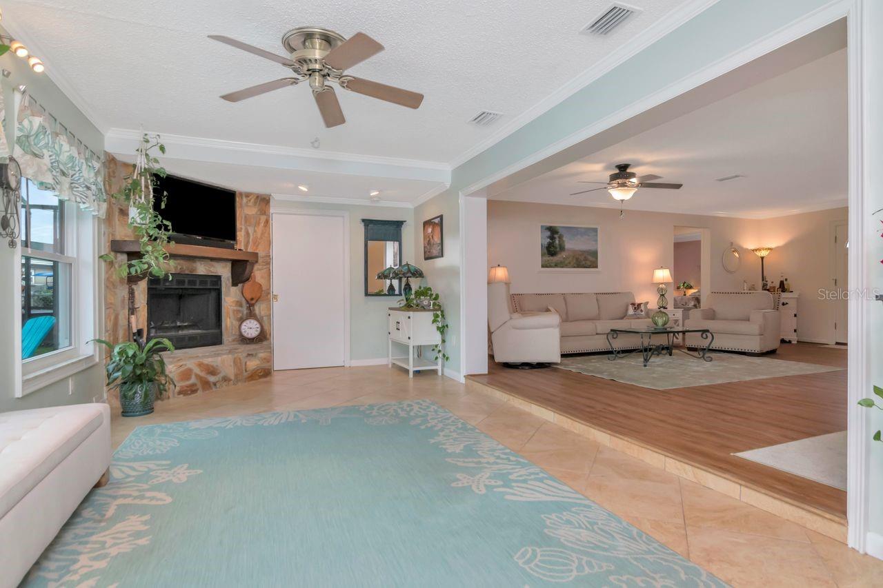 Image 16 of 51 For 17604 Fallowfield Drive