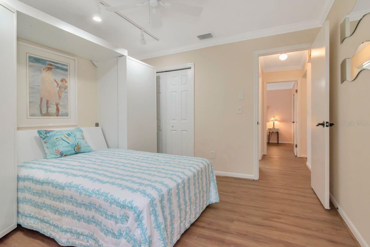 Image 23 of 51 For 17604 Fallowfield Drive