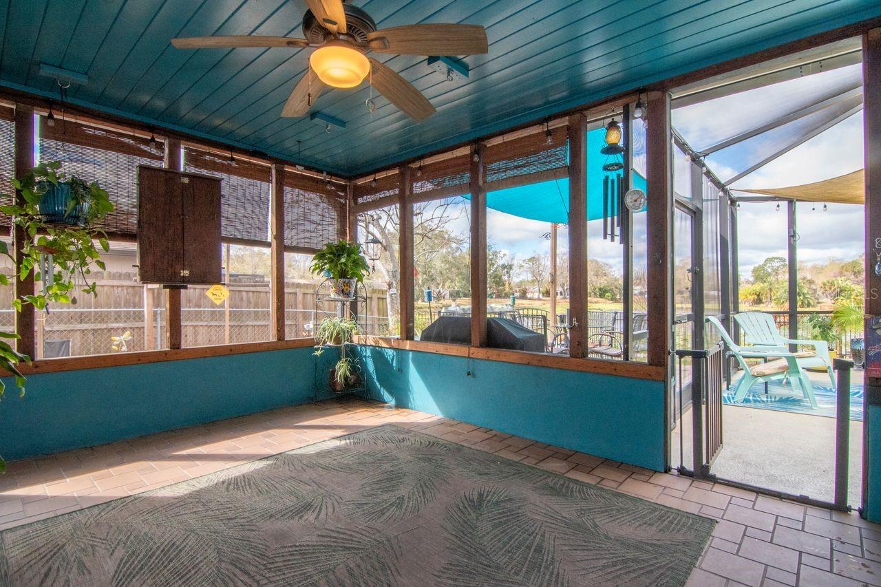 Image 26 of 51 For 17604 Fallowfield Drive