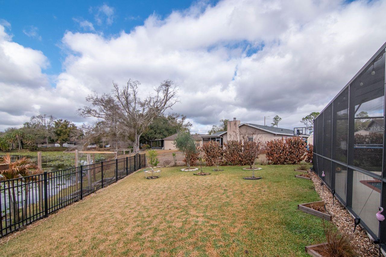 Image 39 of 51 For 17604 Fallowfield Drive