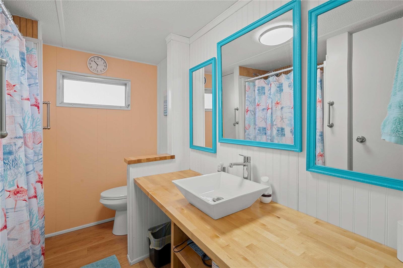 Image 15 of 57 For 37229 Sandra Avenue