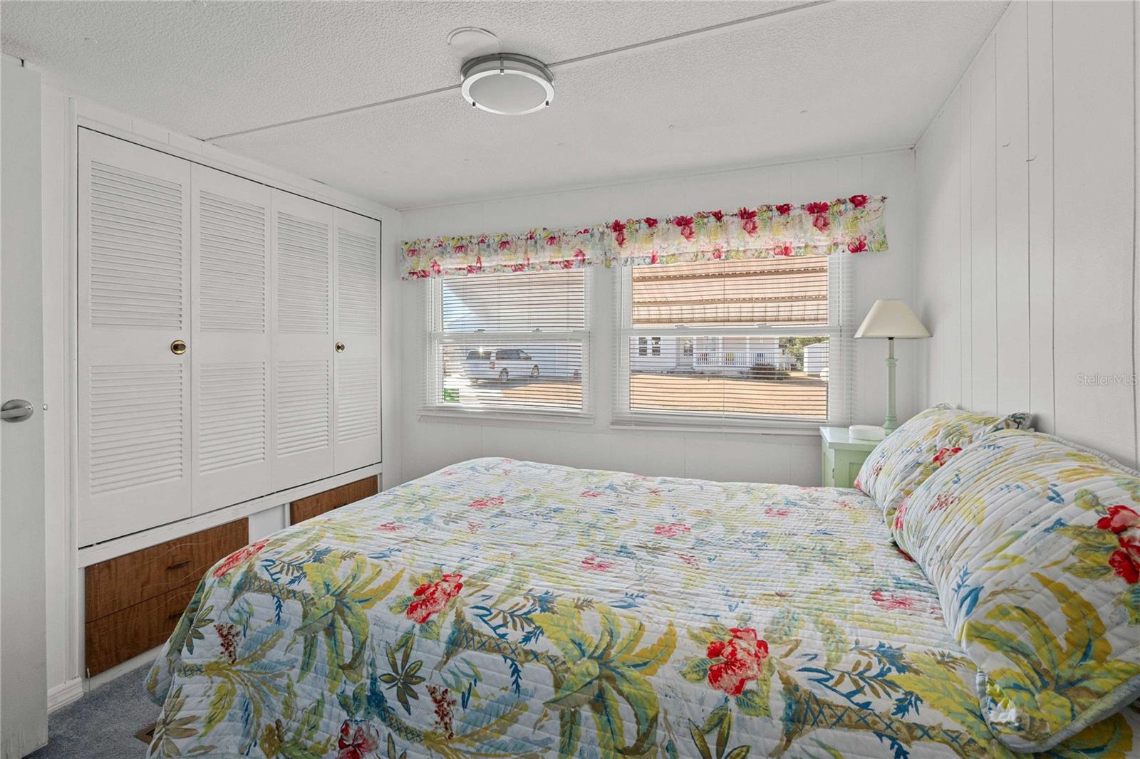 Image 16 of 57 For 37229 Sandra Avenue