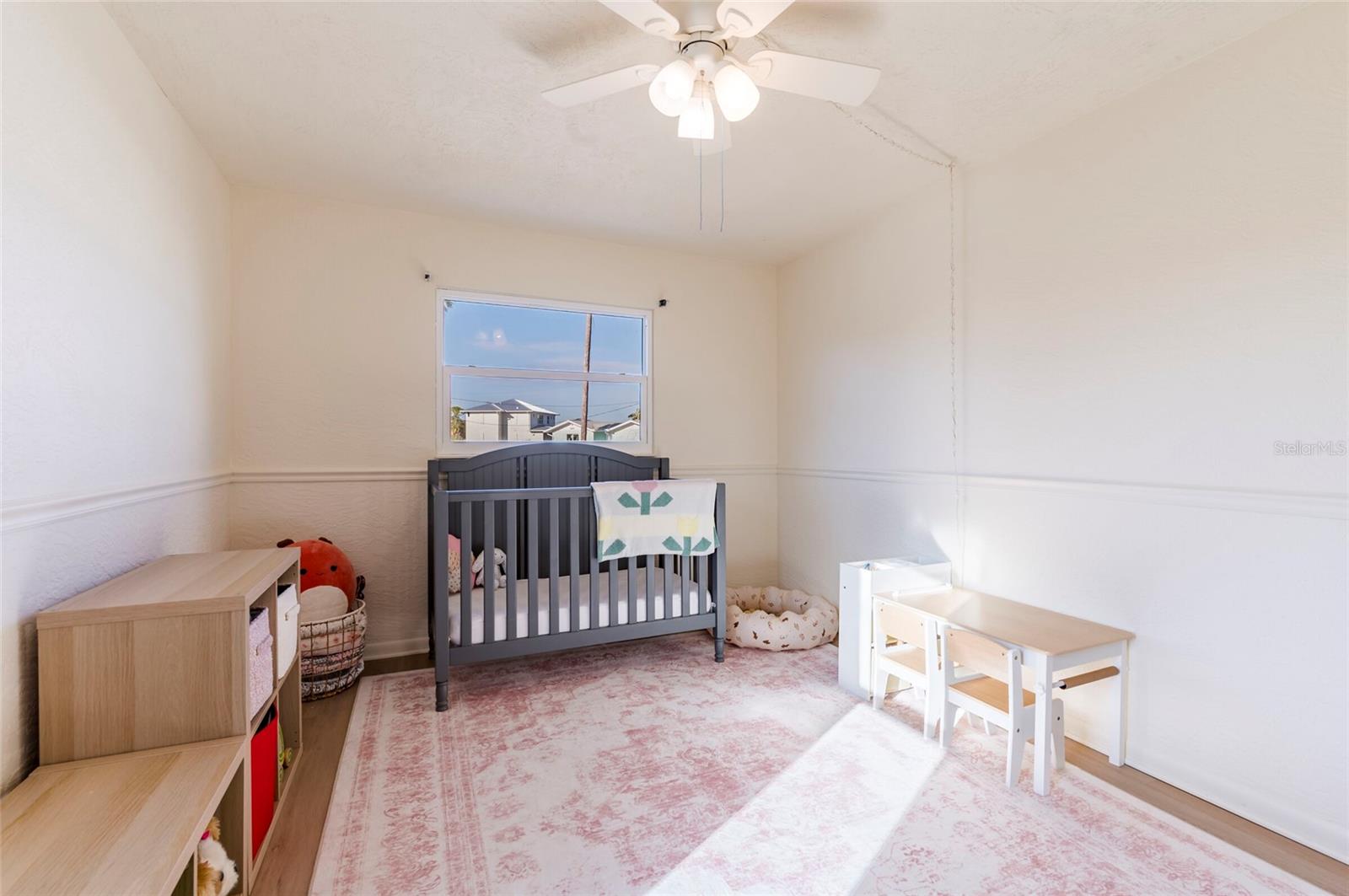 Listing photo id 25 for 1870 Nebraska Avenue Ne