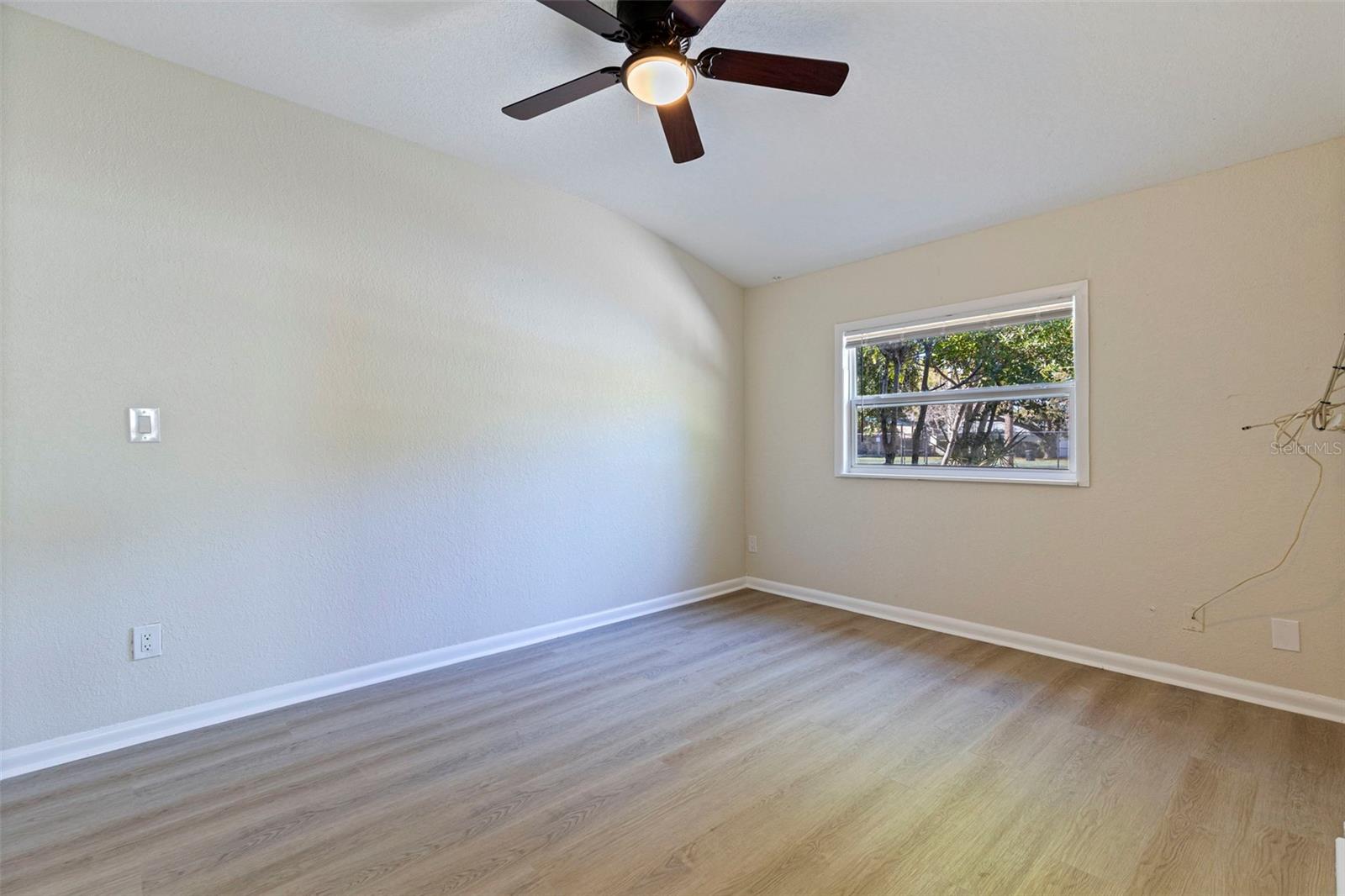 Image 28 of 35 For 1035 Martin Luther King Jr.