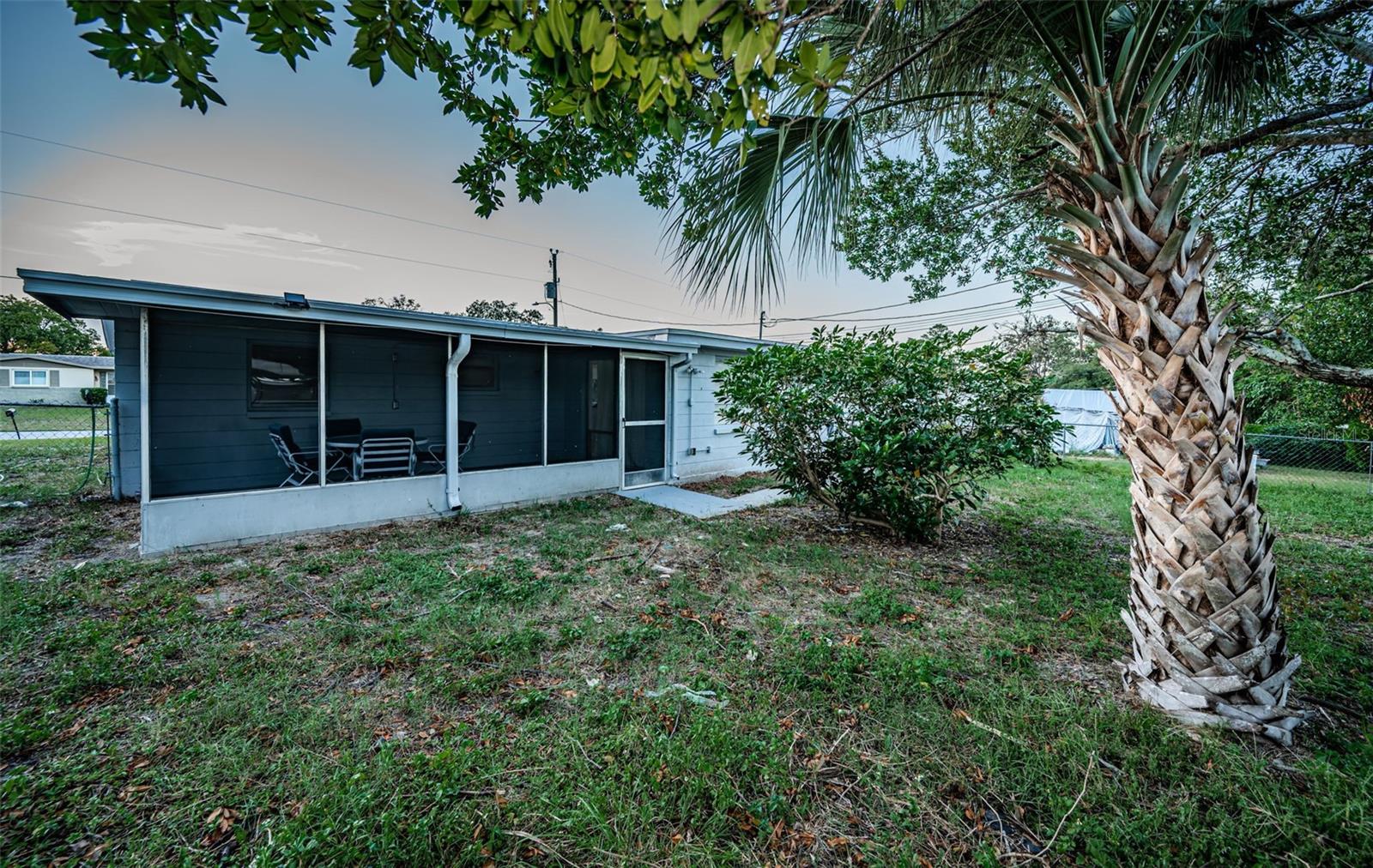 Image 10 of 45 For 12904 College Hill Drive