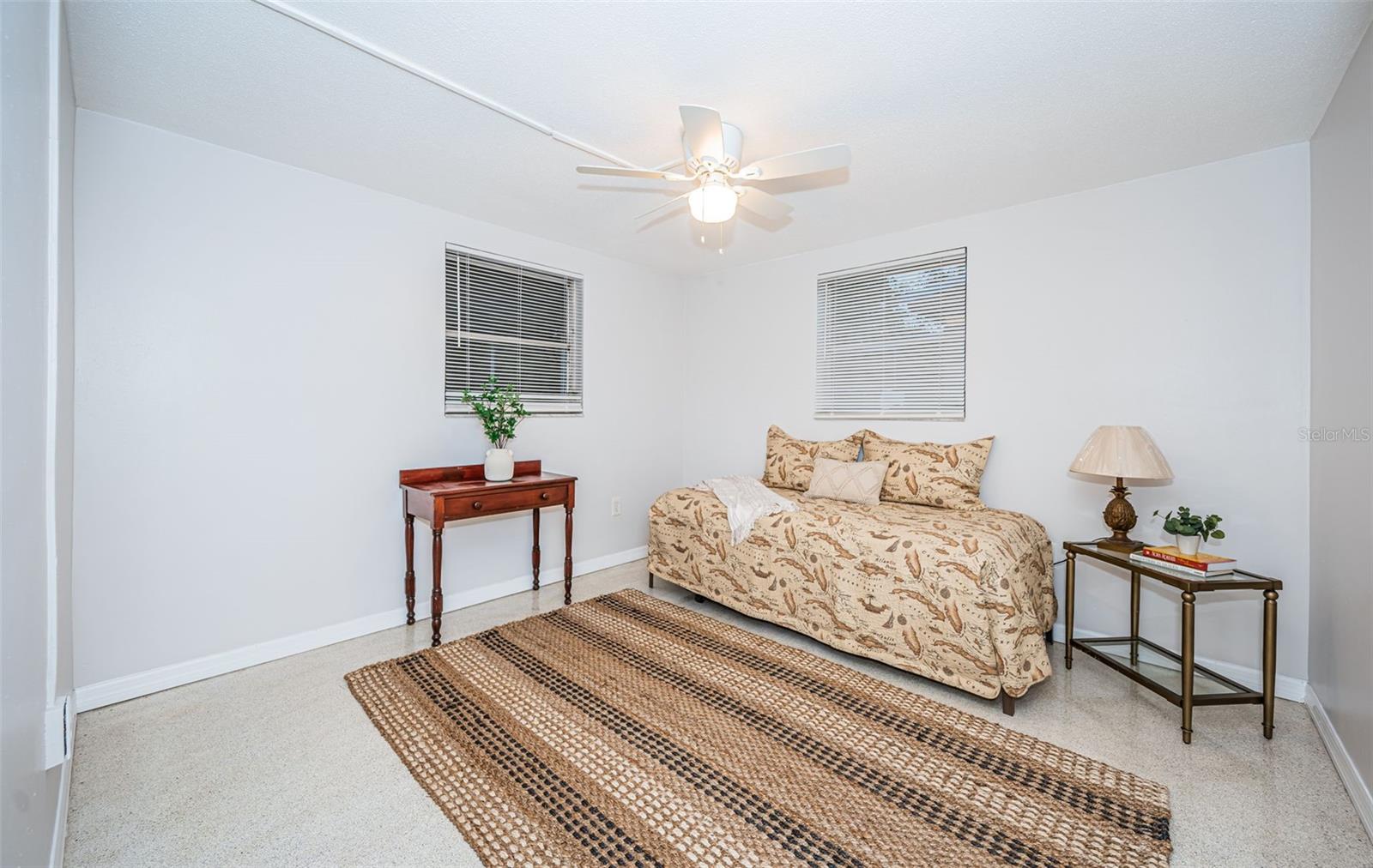 Image 32 of 45 For 12904 College Hill Drive