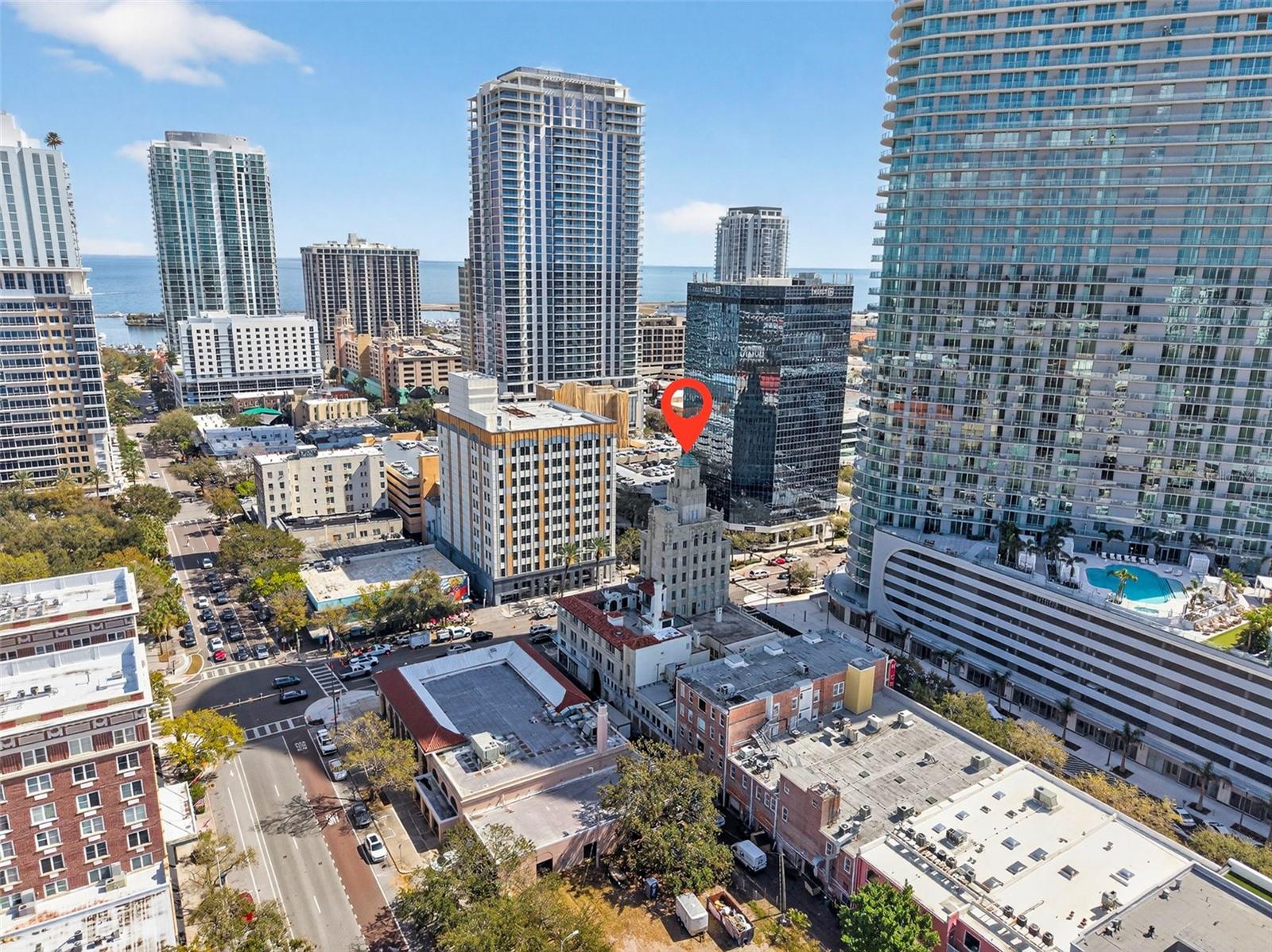 Listing photo id 27 for 405 Central Avenue 600