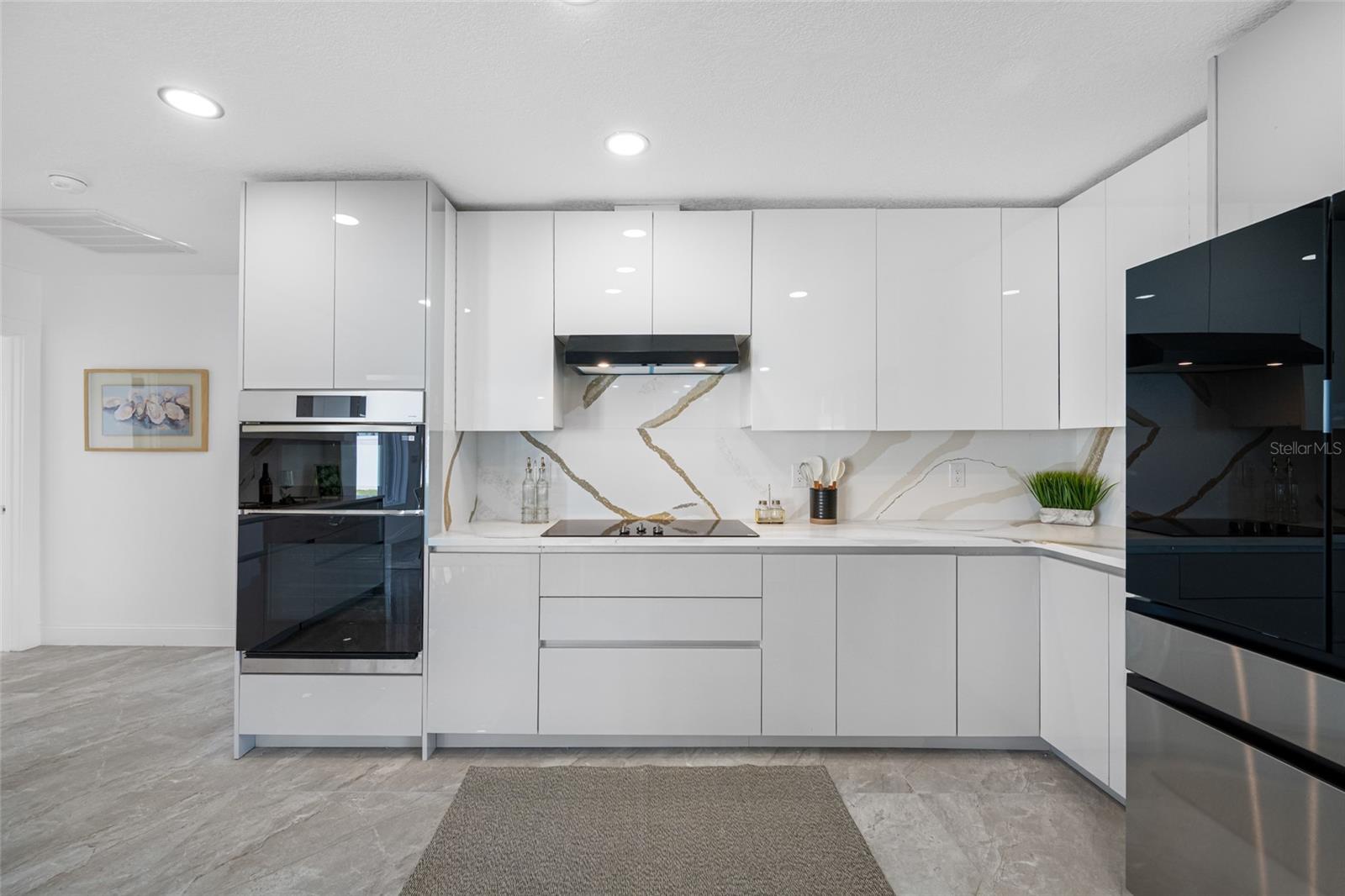 Listing photo id 20 for 7905 9th Avenue S