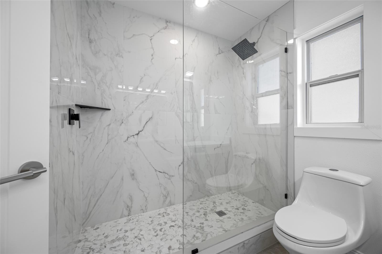 Listing photo id 40 for 7905 9th Avenue S