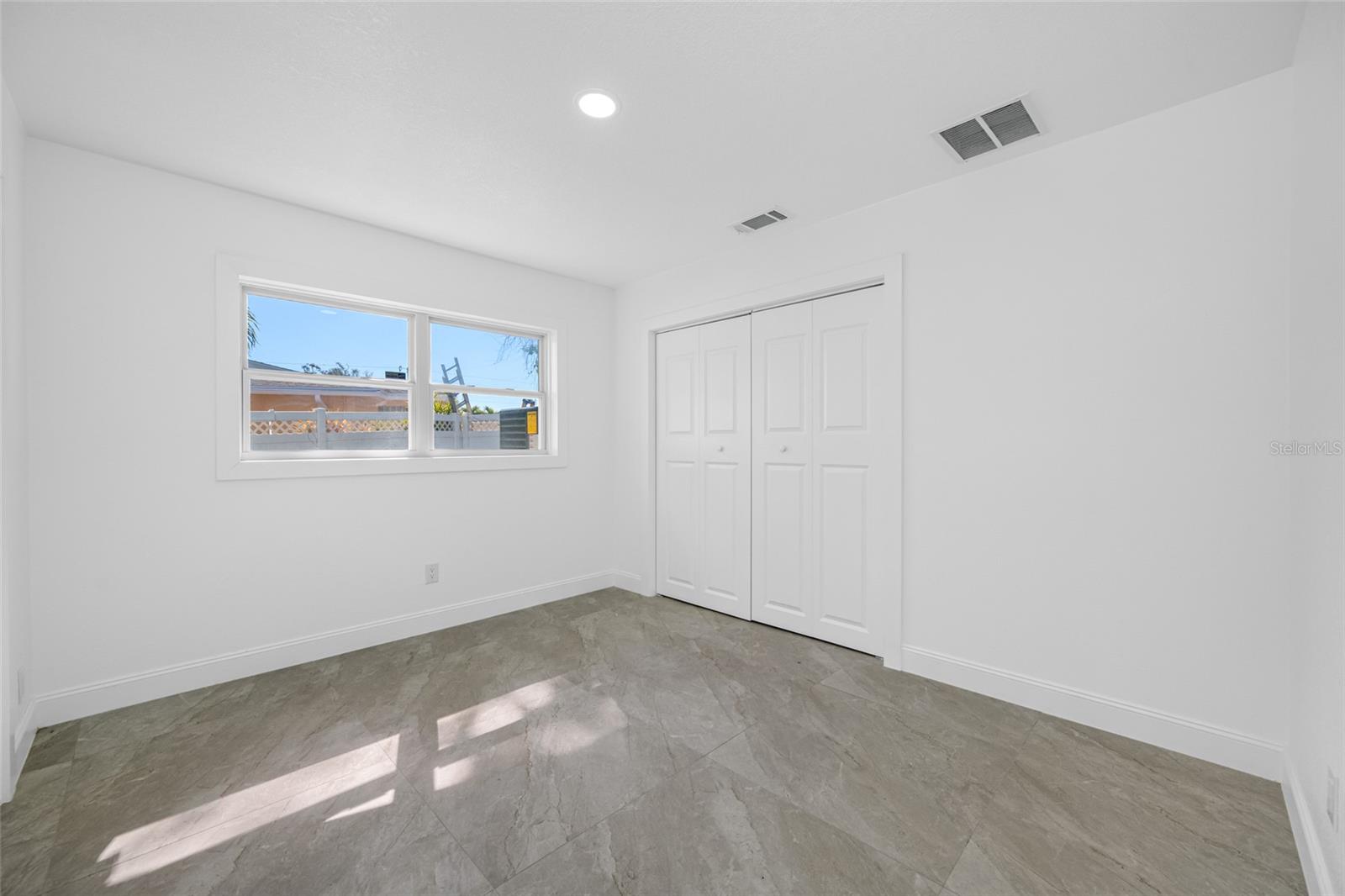 Listing photo id 41 for 7905 9th Avenue S