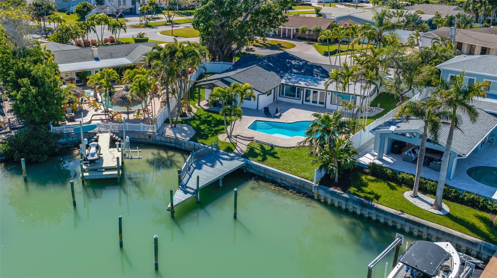 Listing photo id 53 for 7905 9th Avenue S