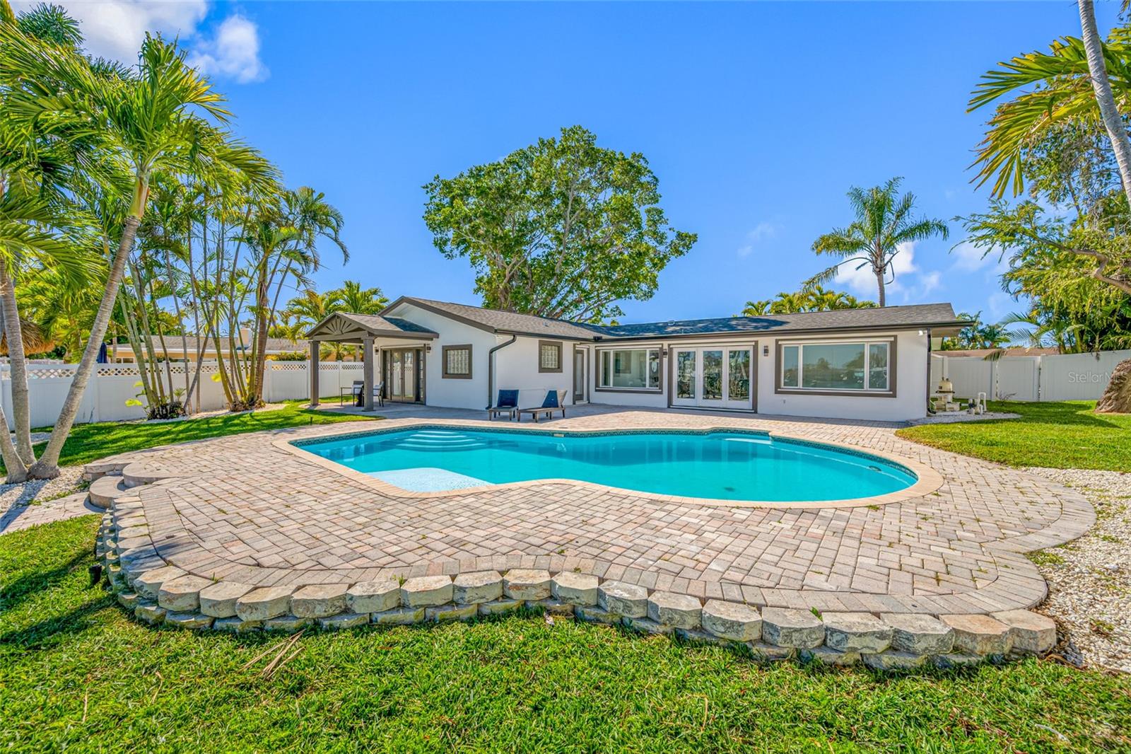 Listing photo id 60 for 7905 9th Avenue S