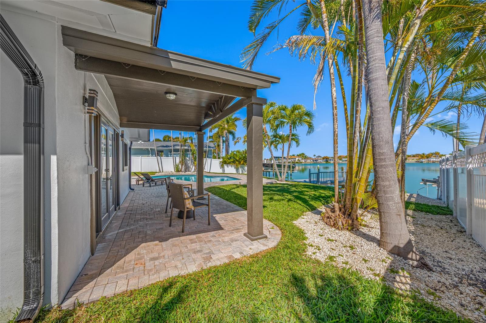 Listing photo id 61 for 7905 9th Avenue S