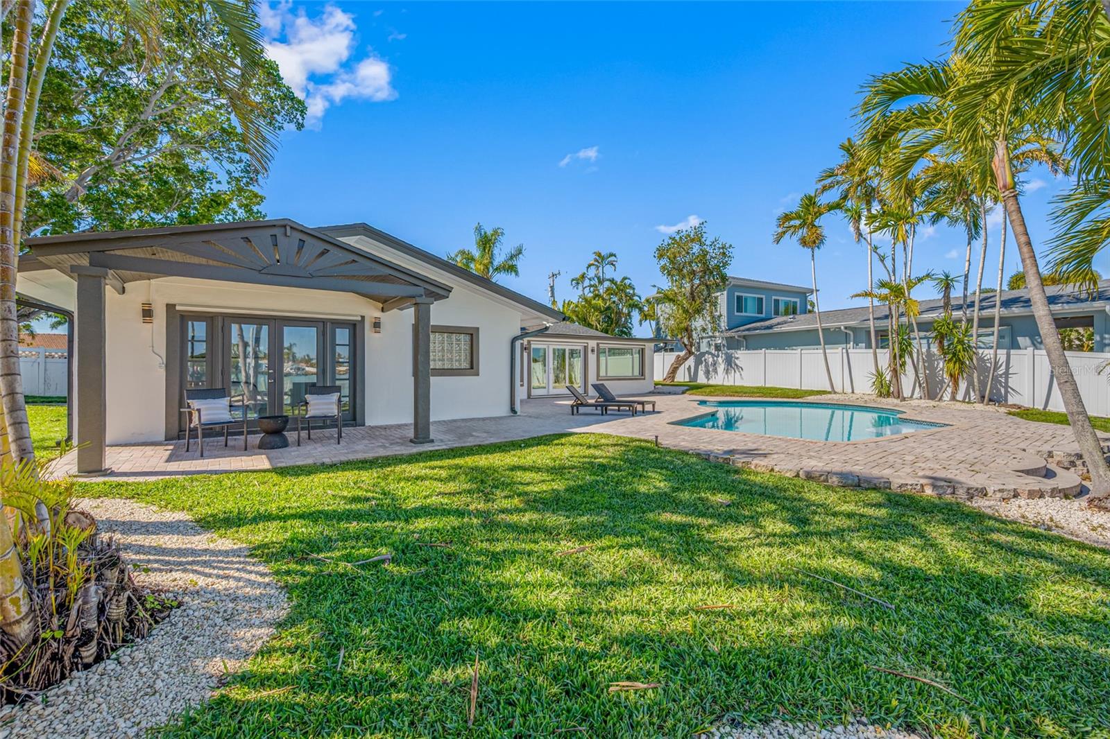 Listing photo id 62 for 7905 9th Avenue S