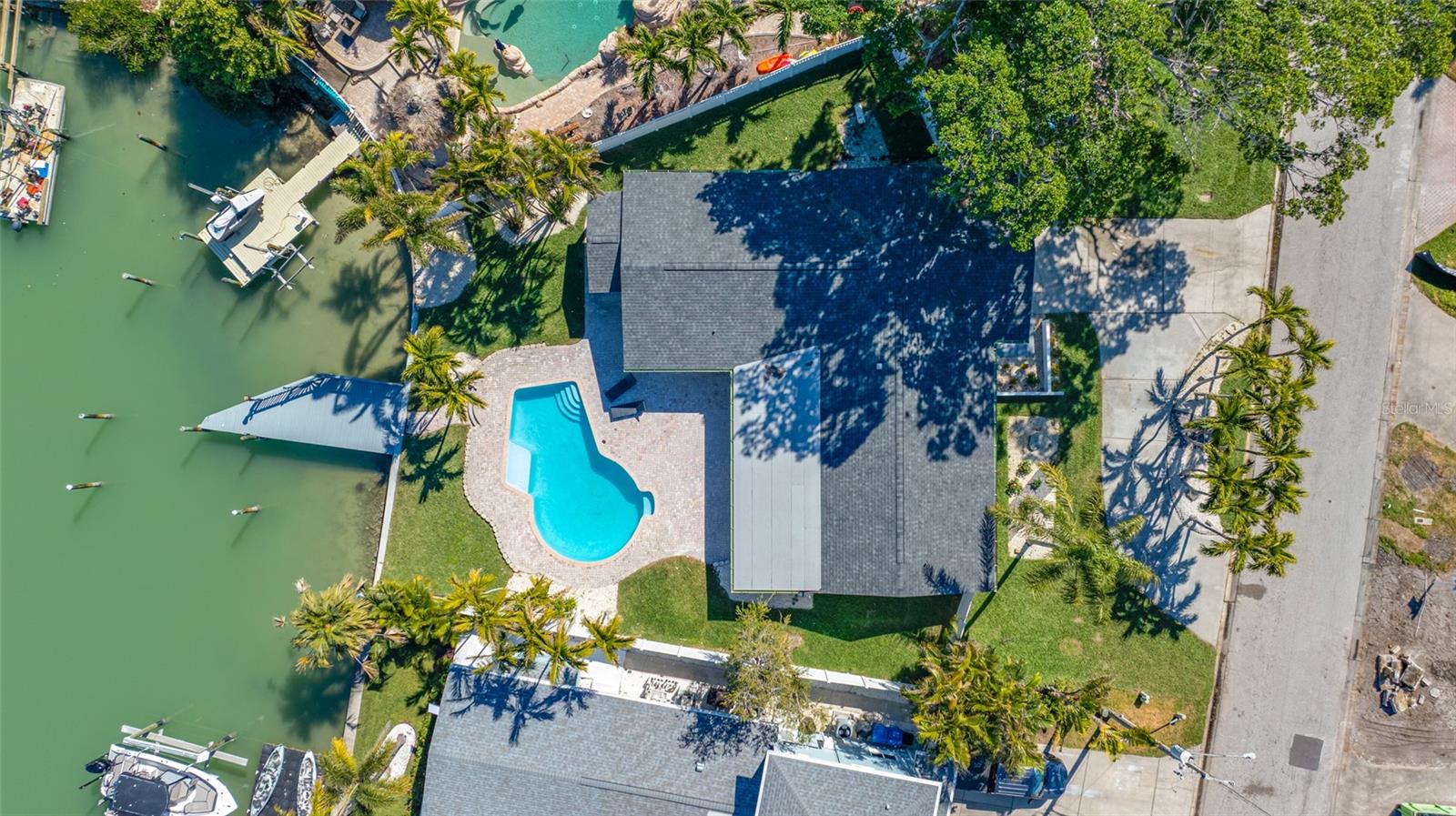 Listing photo id 63 for 7905 9th Avenue S