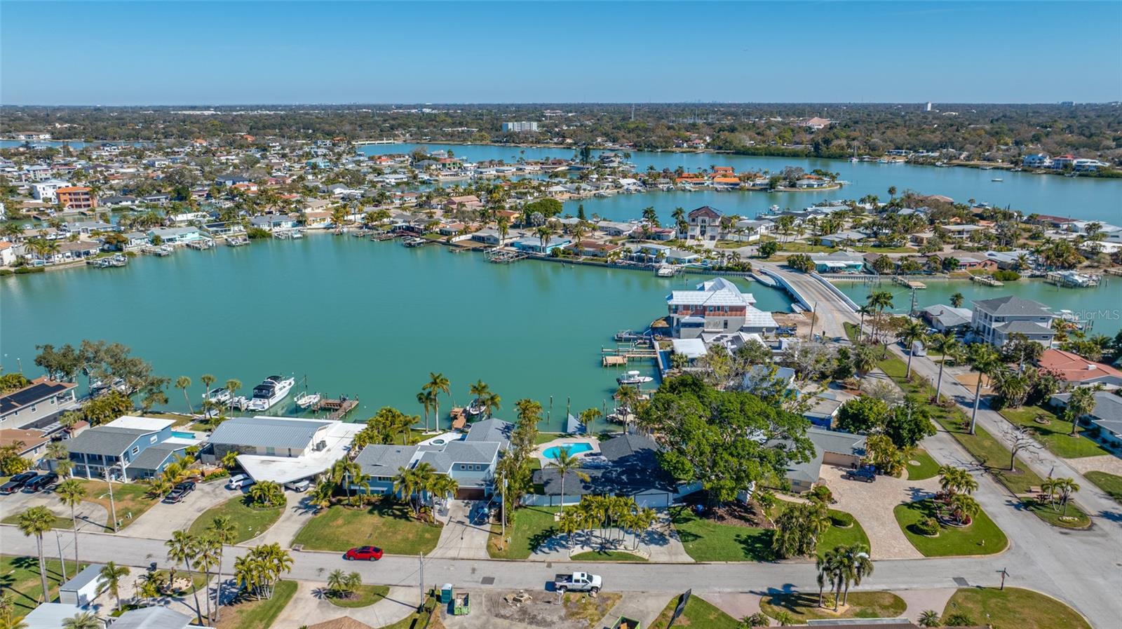 Listing photo id 67 for 7905 9th Avenue S