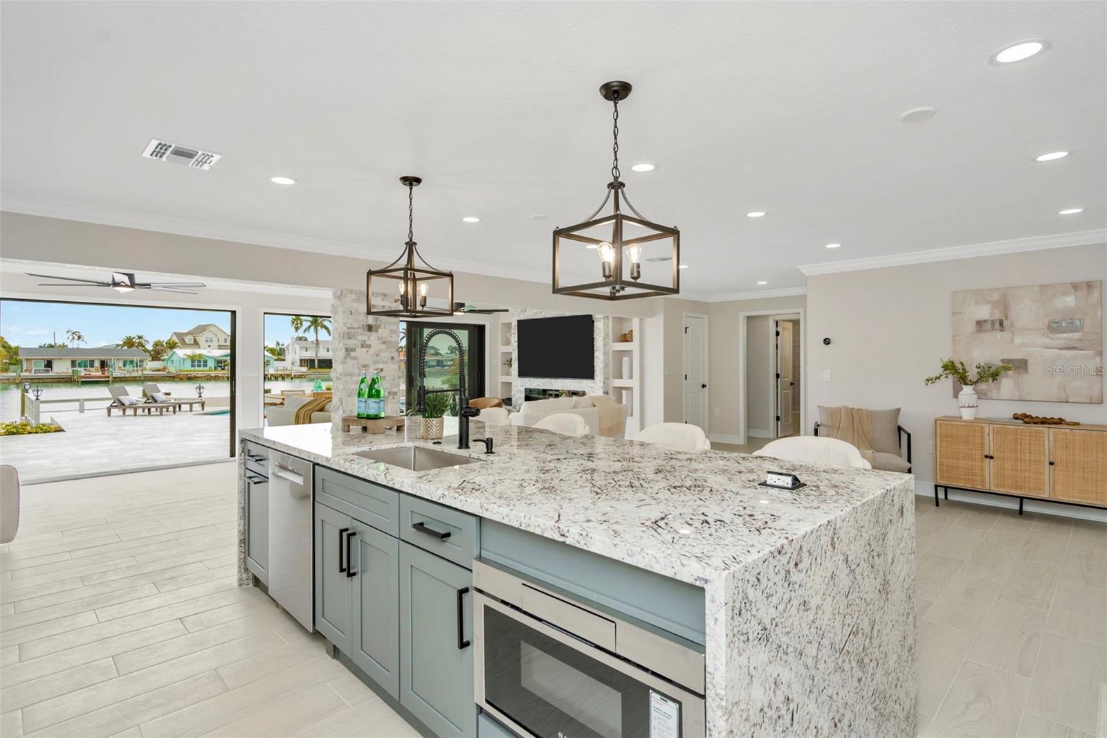 Image 13 of 62 For 825 116th Avenue