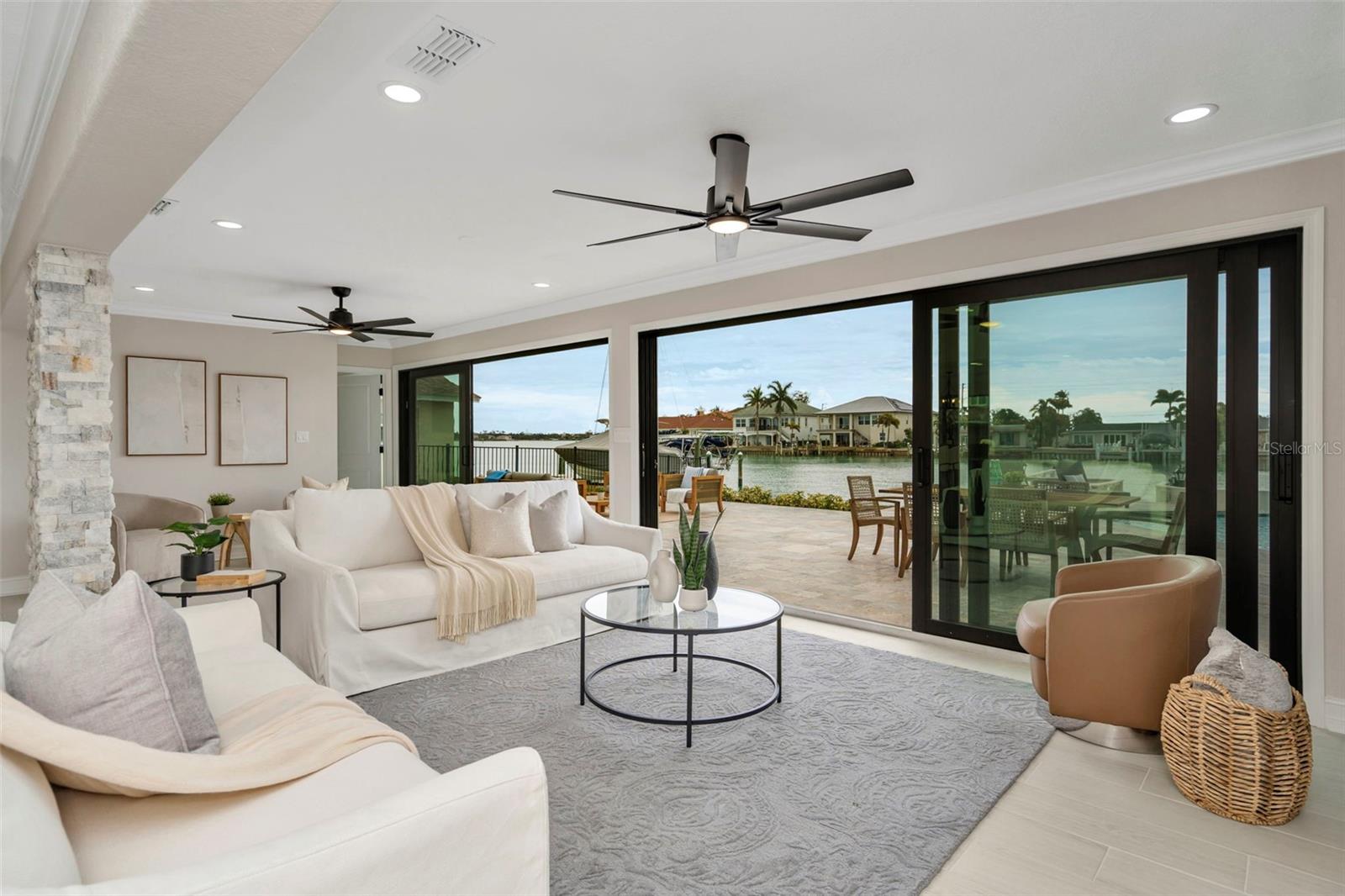 Image 20 of 62 For 825 116th Avenue