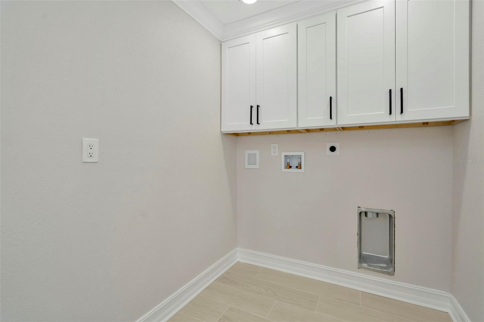 Image 26 of 62 For 825 116th Avenue