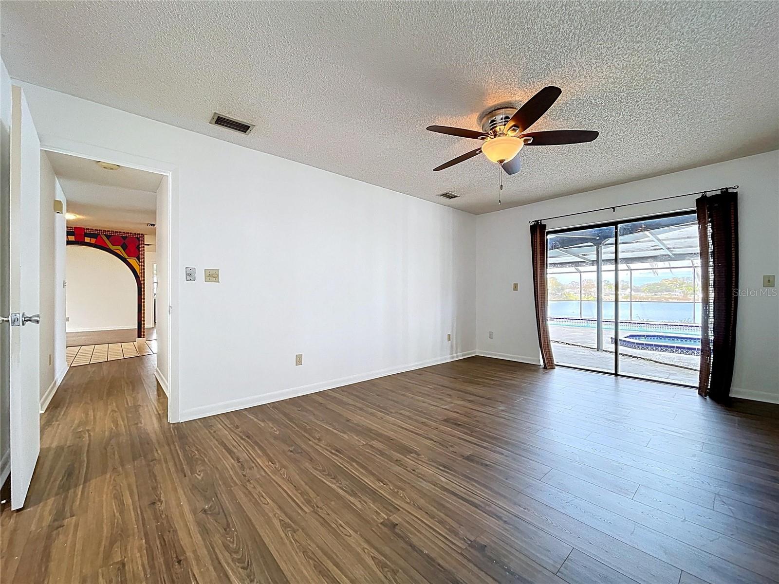 Image 27 of 60 For 23059 Geneva Road