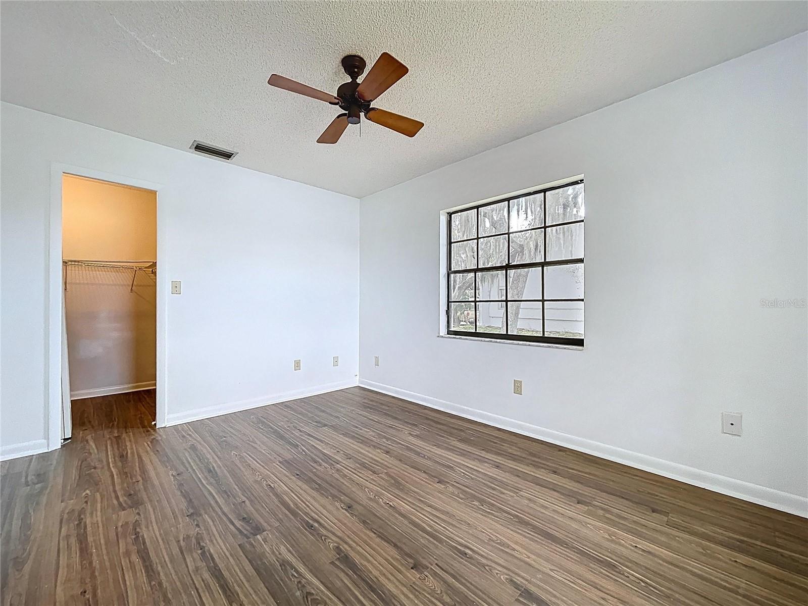 Image 32 of 60 For 23059 Geneva Road