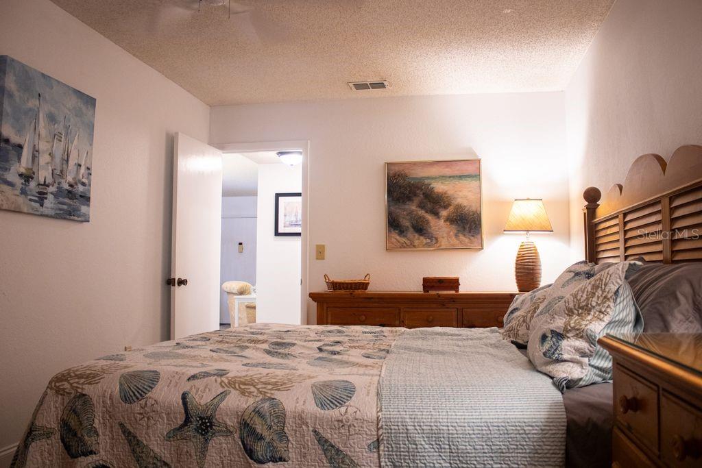 Image 13 of 22 For 10037 62nd Terrace N 19