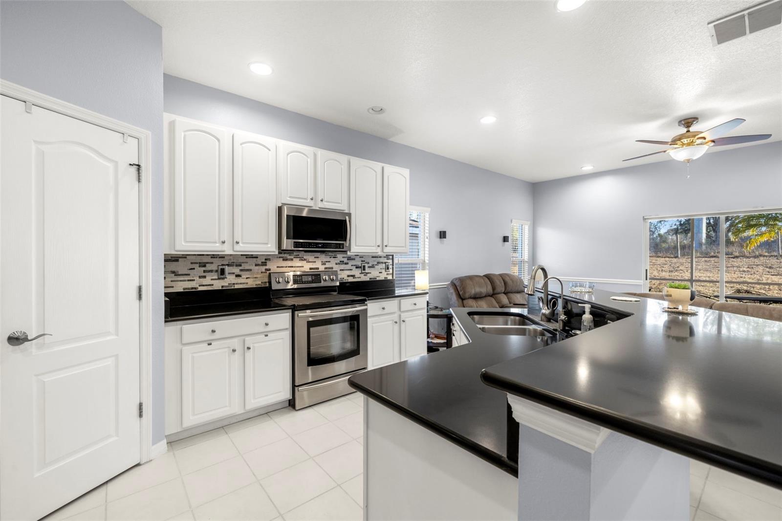 Image 11 of 34 For 3009 Banyan Hill Lane