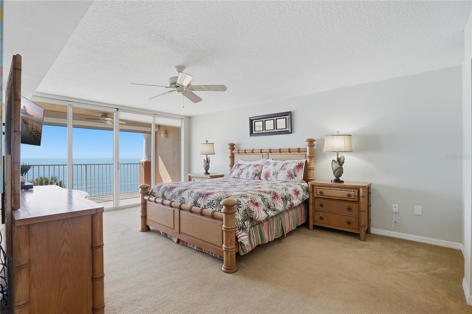 Image 12 of 35 For 16326 Gulf Boulevard 307