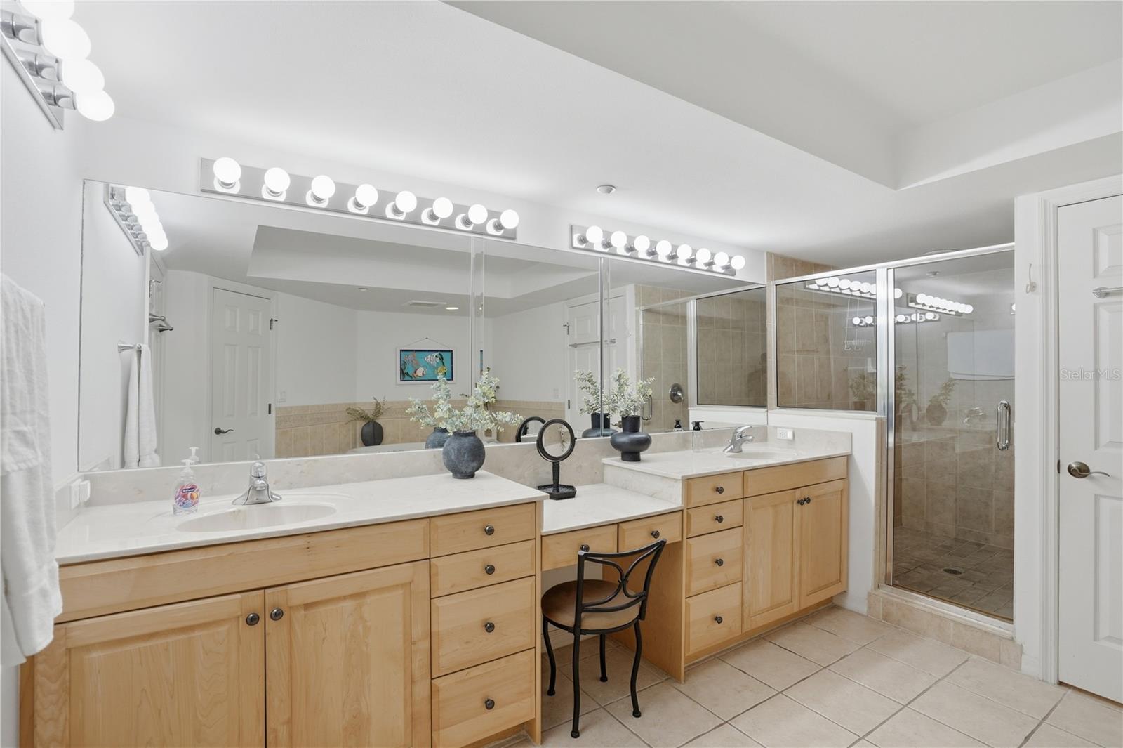 Image 15 of 35 For 16326 Gulf Boulevard 307