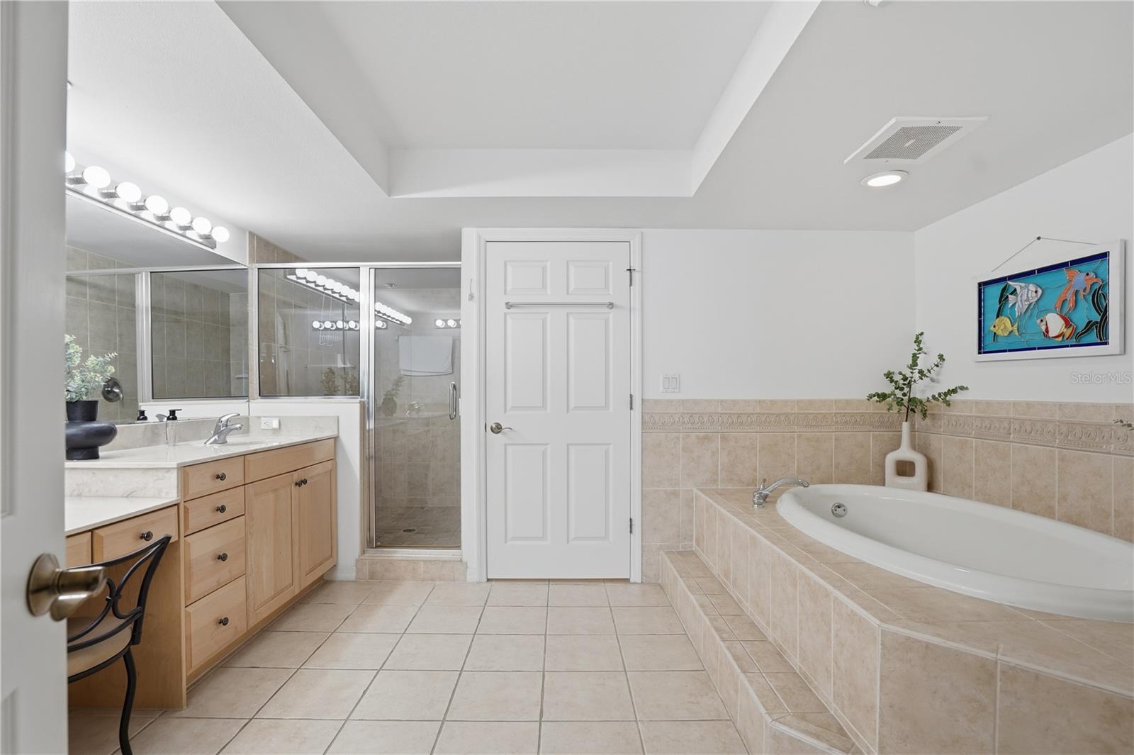 Image 17 of 35 For 16326 Gulf Boulevard 307