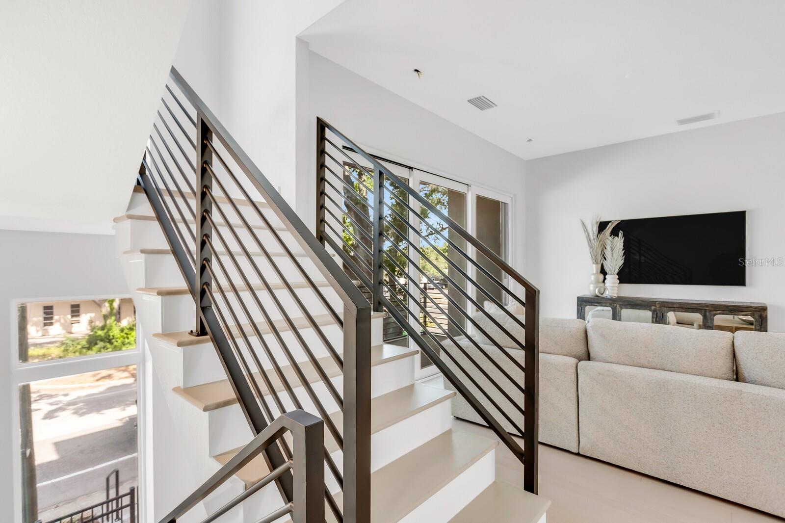 Image 11 of 24 For 50 64th Street S