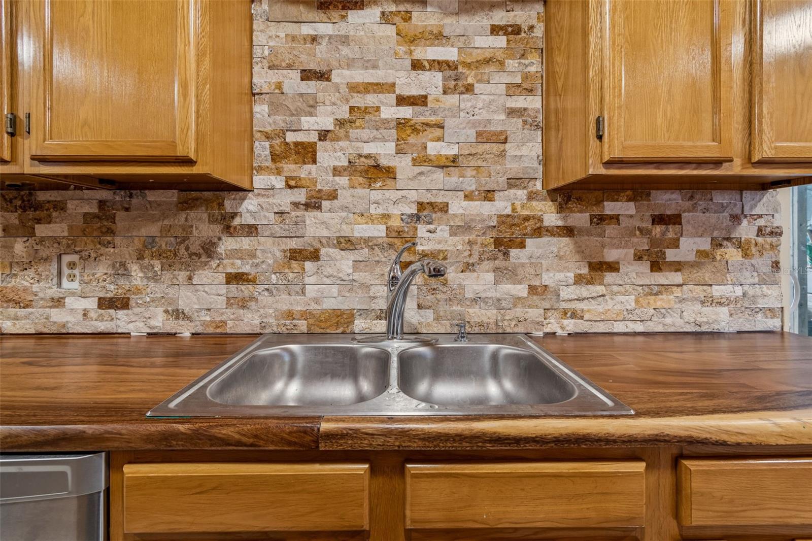 Image 13 of 42 For 5681 94th Terrace N