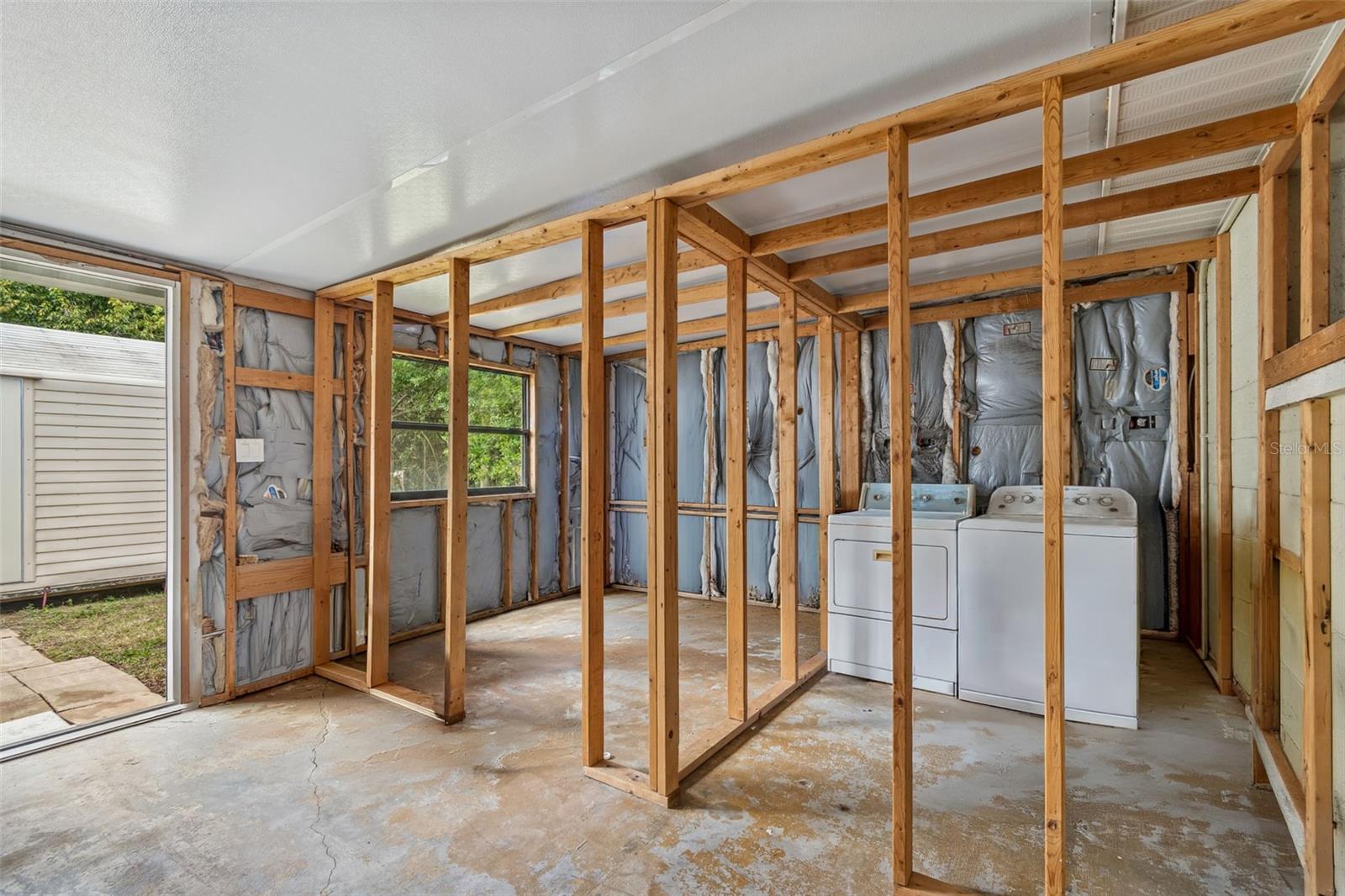 Image 25 of 42 For 5681 94th Terrace N