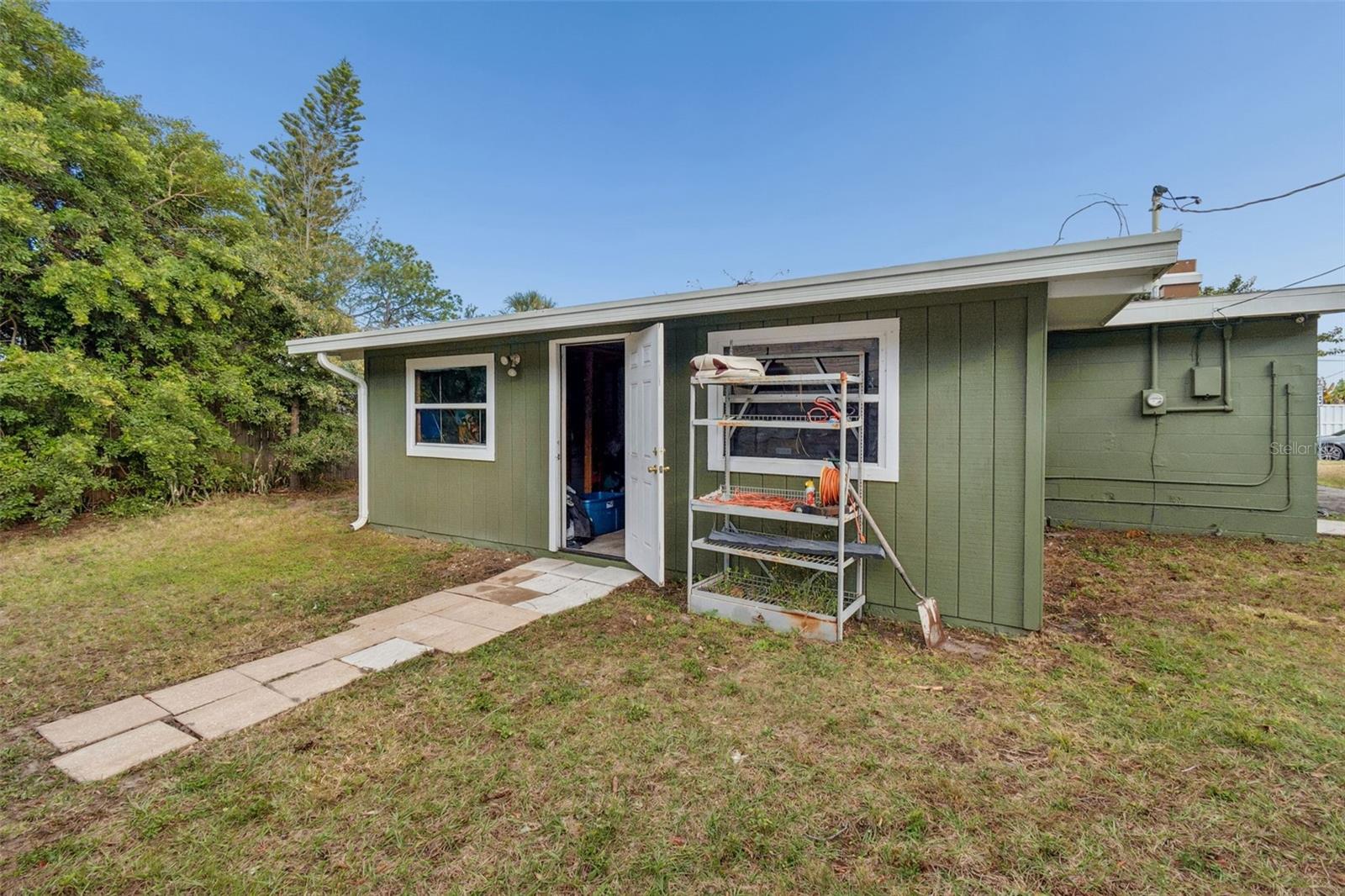 Image 27 of 42 For 5681 94th Terrace N