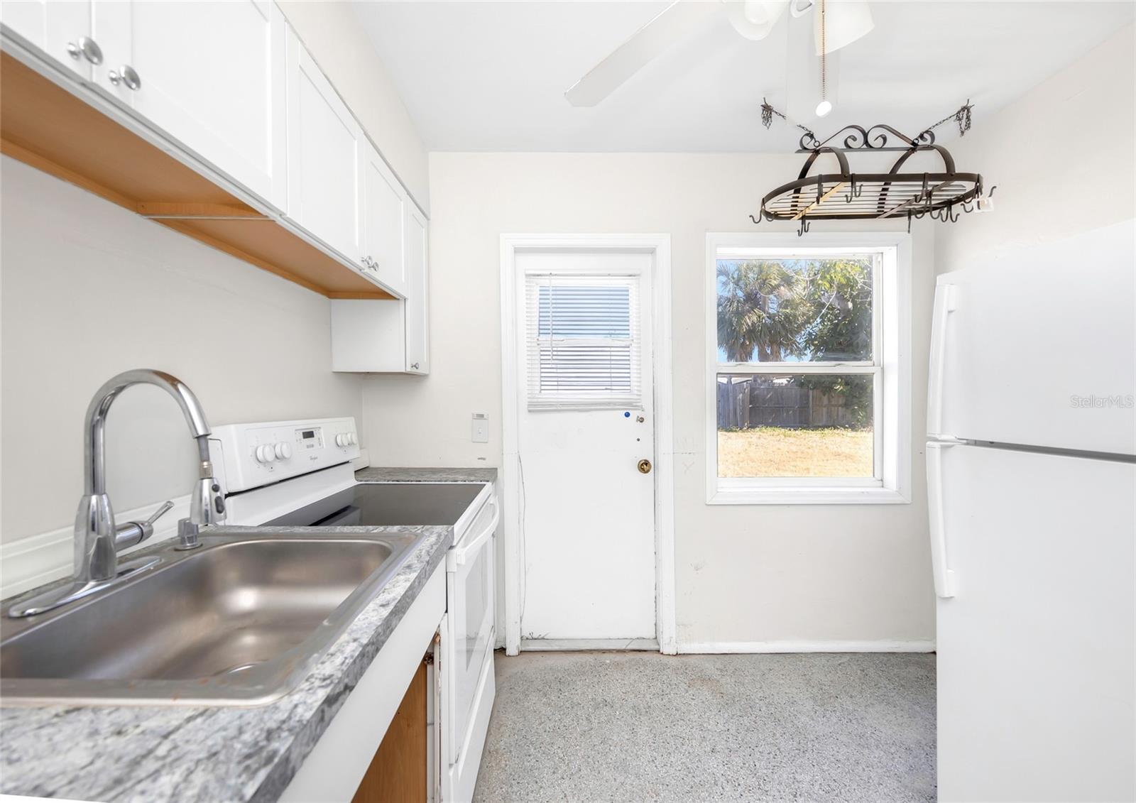 Image 15 of 23 For 197 148th Avenue E