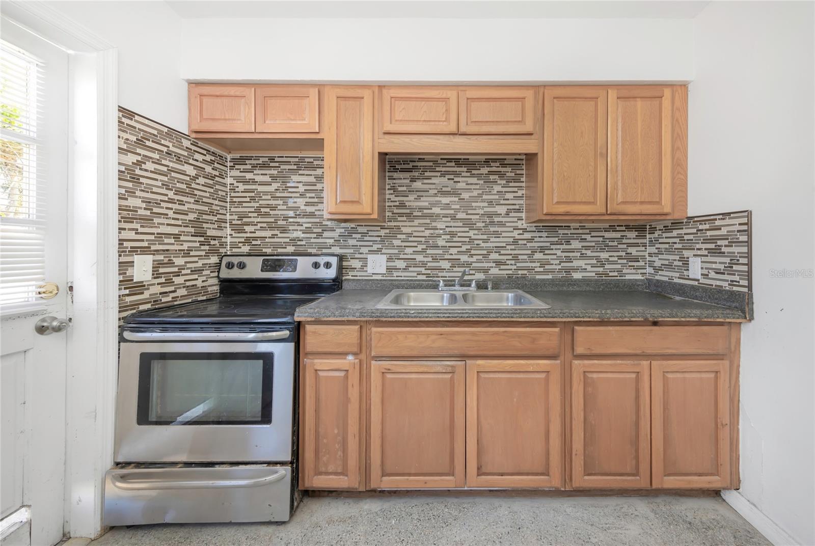 Image 6 of 23 For 197 148th Avenue E