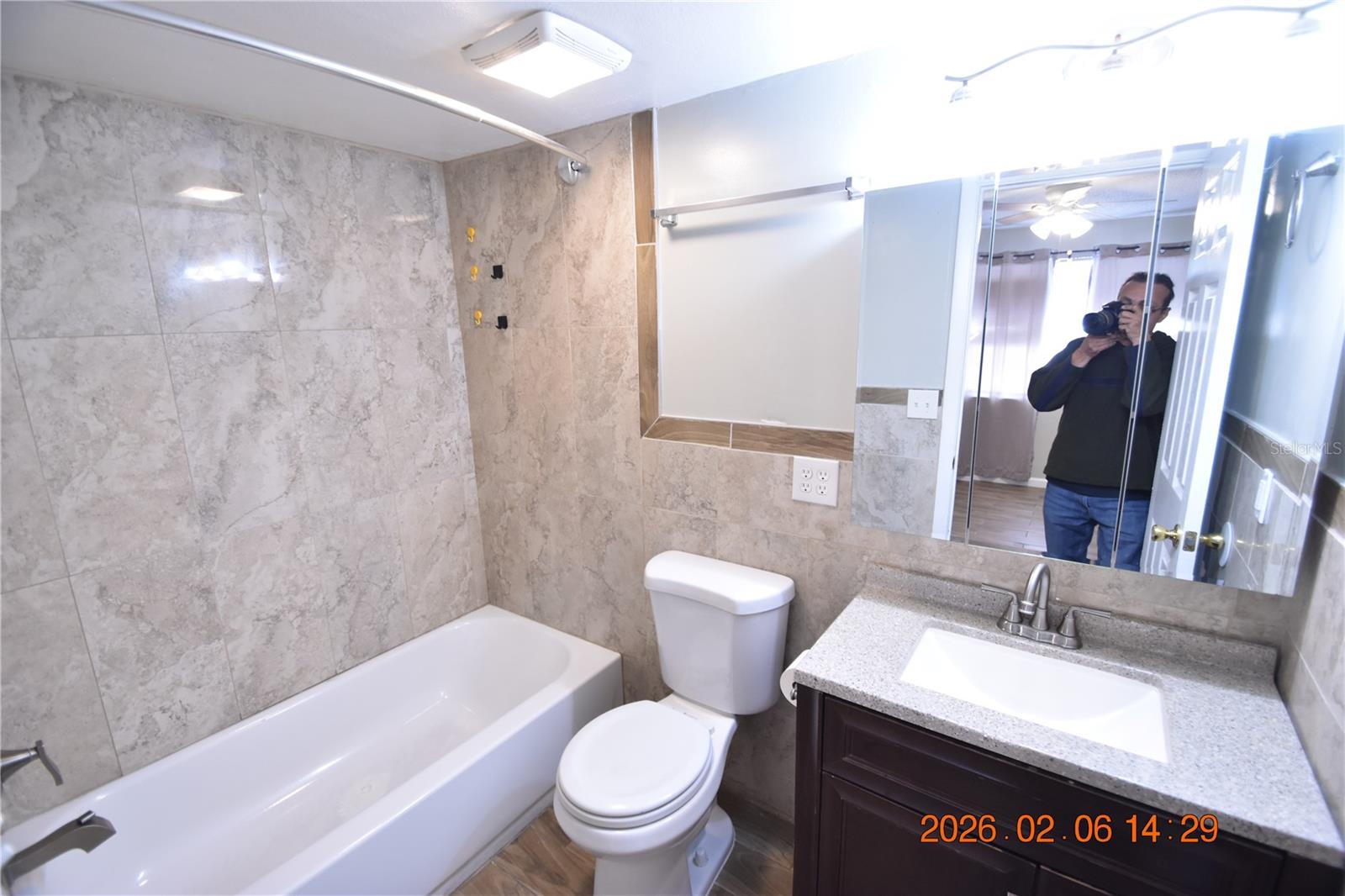 Image 21 of 30 For 5052 Terrace Club Lane 201