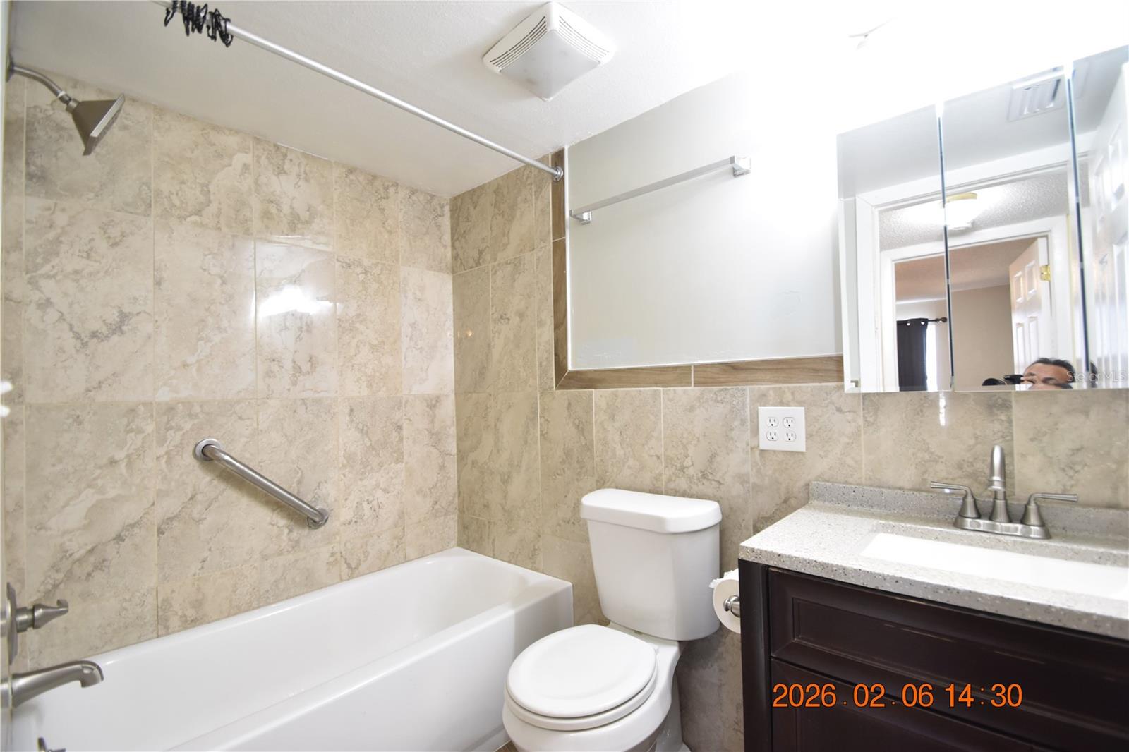 Image 28 of 30 For 5052 Terrace Club Lane 201