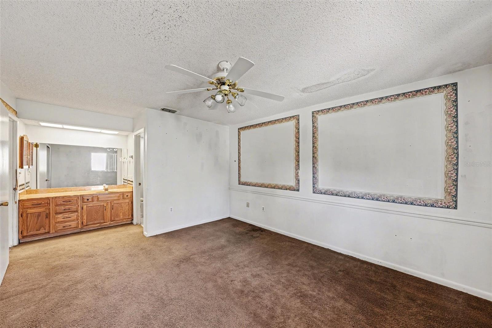 Image 20 of 31 For 7104 Kirsch Court 1